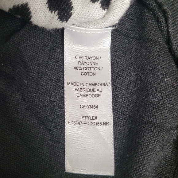 Ricki's Heart Pattern Sweater - Picture 5 of 6